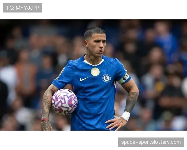 布伦特福德0-0闷平富勒姆，西伦敦德比互交白卷